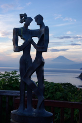 ロマン溢れるカップルたちの聖地、恋人岬